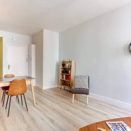 Bright 2bdr In Trendy Gracia Apartment